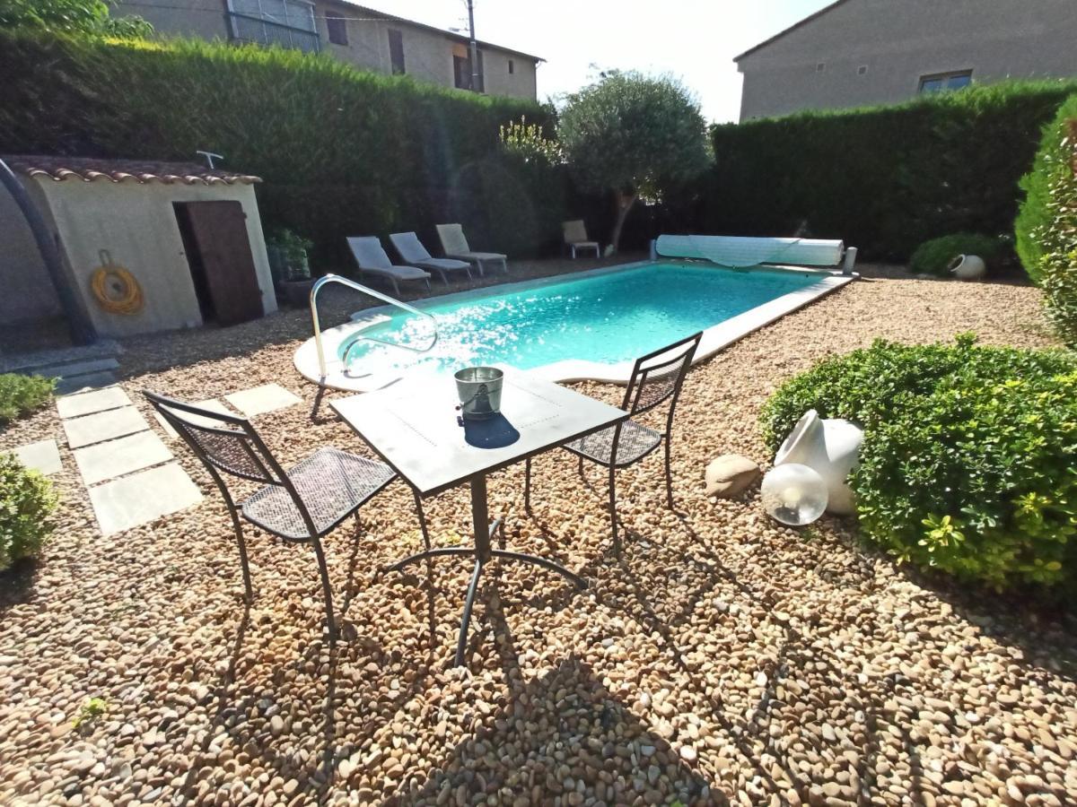 Appartement Grand Confort A Deux Pas Du Centre Ville LʼIsle-sur-la-Sorgue 외부 사진